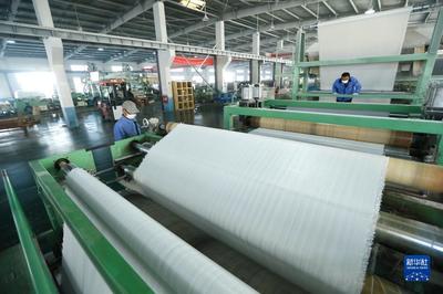 山東即墨 科技篷布闖市場(chǎng)，涂膜技術(shù)引領(lǐng)產(chǎn)業(yè)升級(jí)