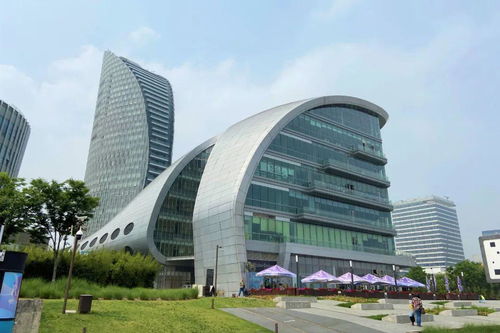 工業(yè)風(fēng)混搭文藝腔 探訪上海肥皂廠里的網(wǎng)紅咖啡館與老廠房新生